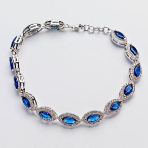 Oval link blue stone silver bracelet