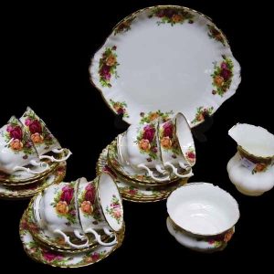 Country Roses Tea Set