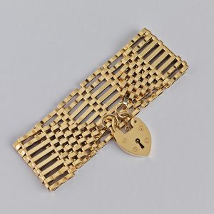 9 ct gold gate bracelet