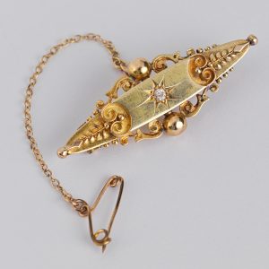 15ct antique brooch
