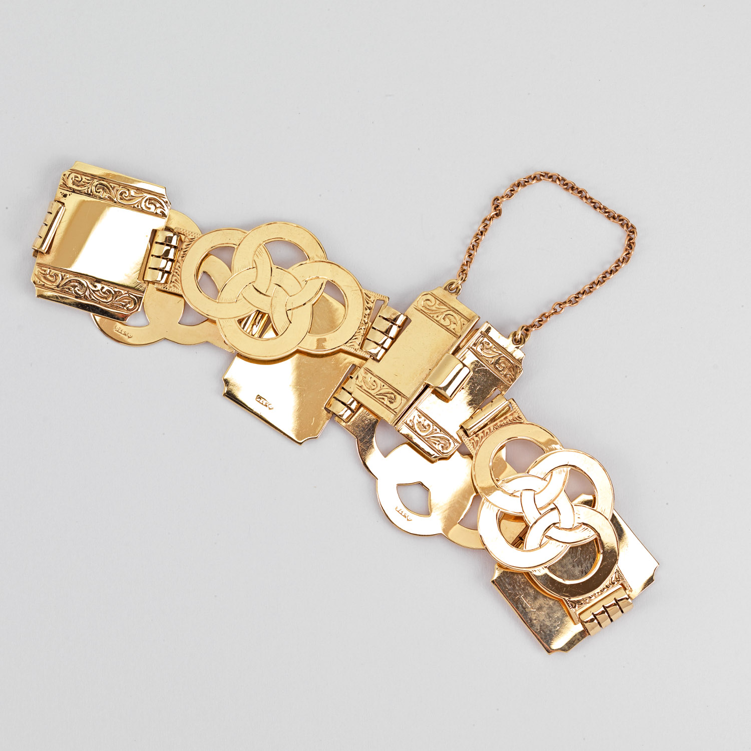 Antique flat link bracelet