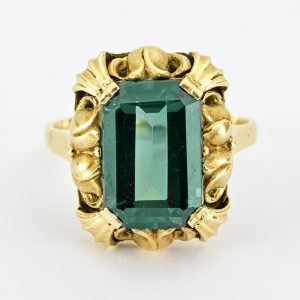 Green tourmaline ring