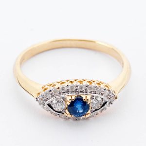 Sapphire & Diamond Ring