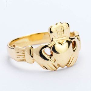 18 ct Gold Claddagh Ring