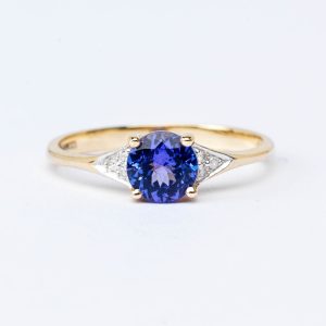 Tanzanite and Diamond Ring