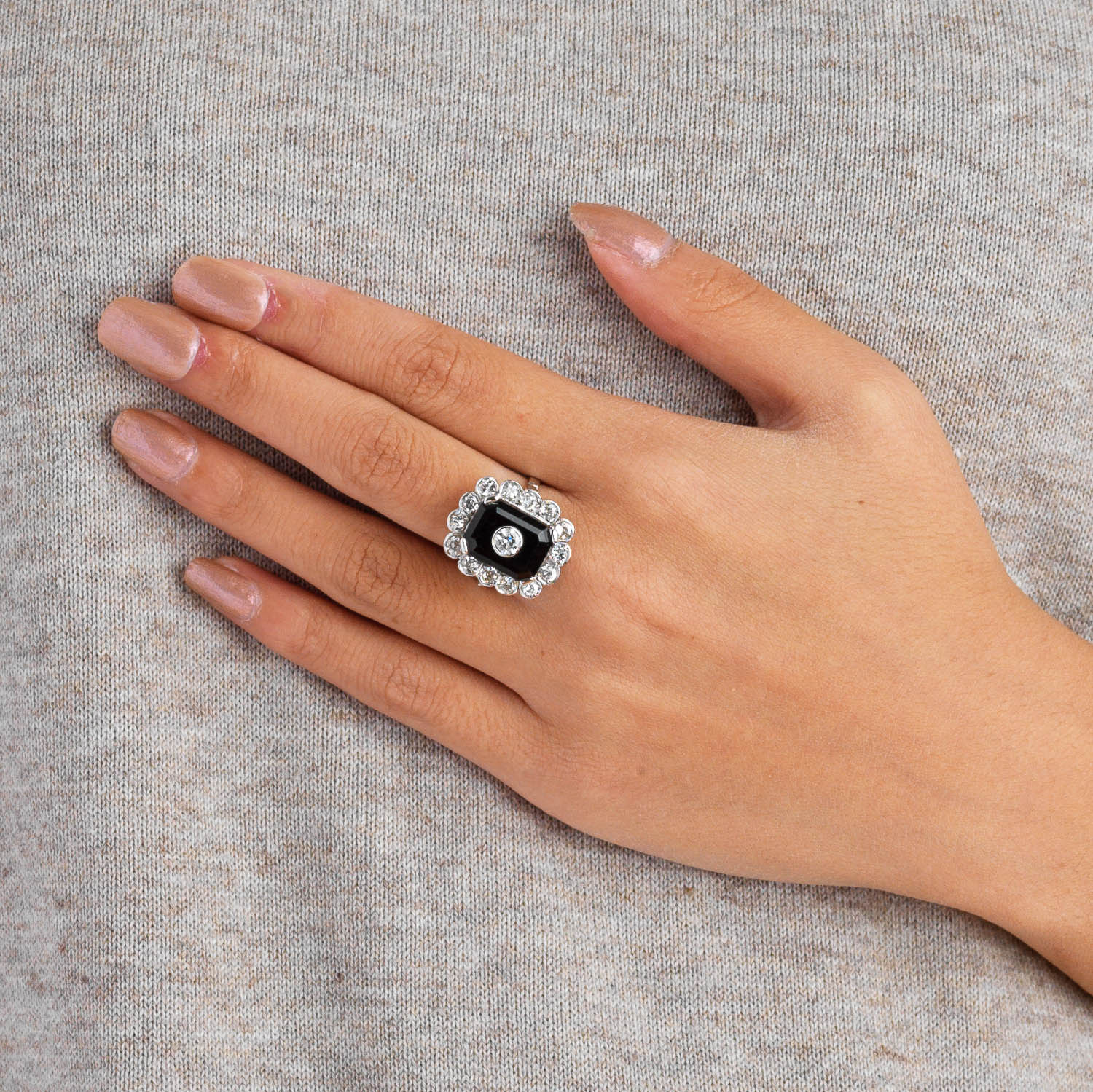 Art Deco Onyx & Diamond Ring - Image 2