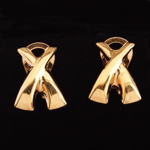 9 Carat Gold Kiss Earrings