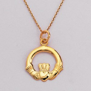 9 Carat Gold Claddagh Pendant