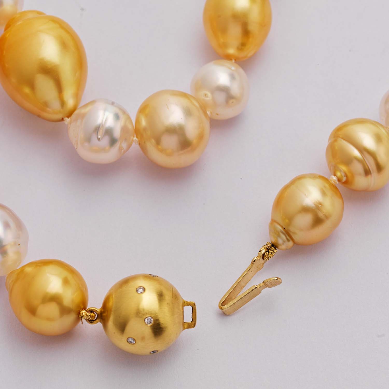 Natural South Sea Pearls - Image 5