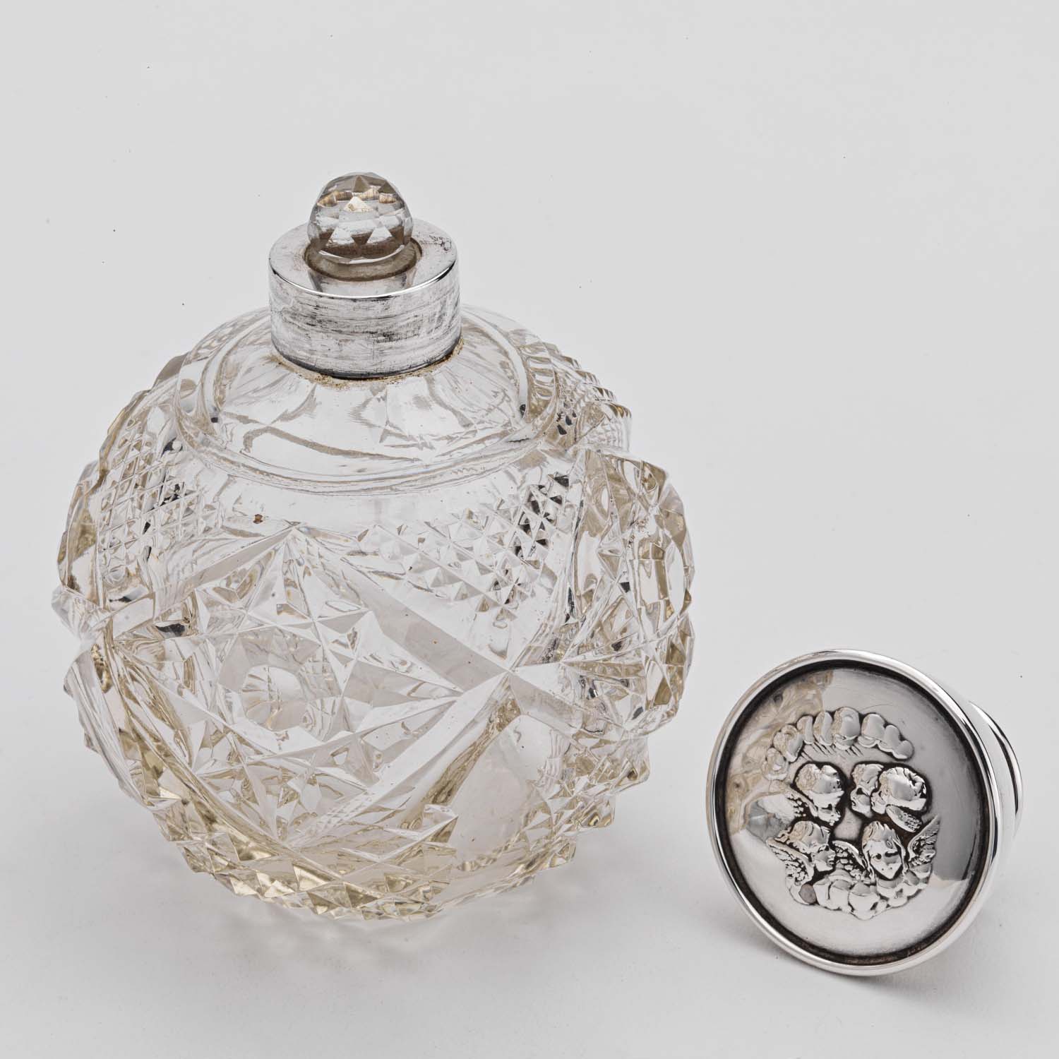 Antique Scent Bottle with Silver Lid Small - Image 4